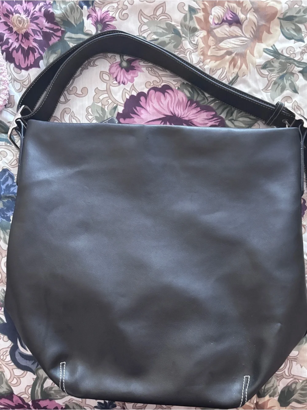 Coach minimal messenger